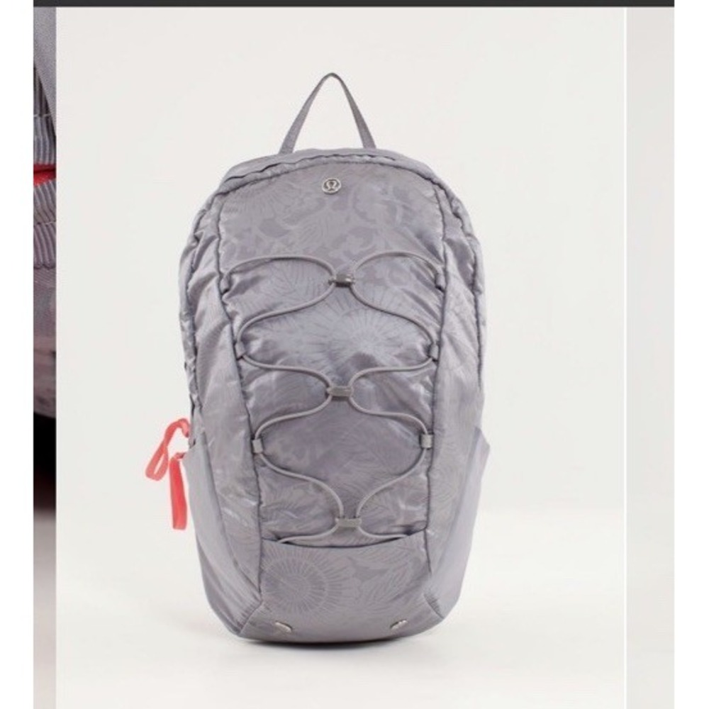 Lululemon Run From Work Backpack Beachy Floral Embossed Fossil EUC‎